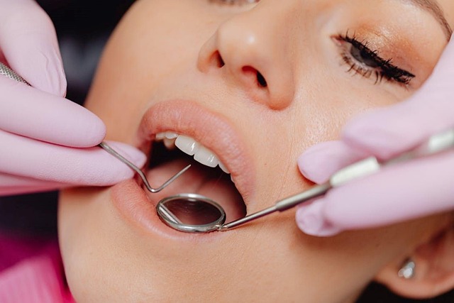 Cum să eviți complicațiile cauzate de pulpa dentară inflamată?